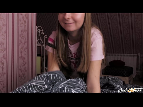 ❤️ Blondie imeb oma BFF-i sügavalt ja saab sperma suhu ️❌ Seksivideo at us ️❤